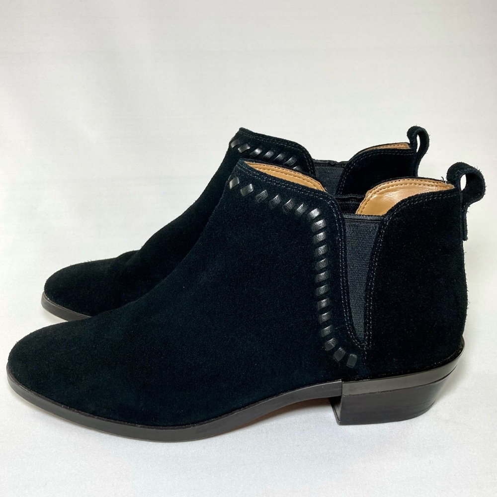 Coach Carter suede booties. 🖤